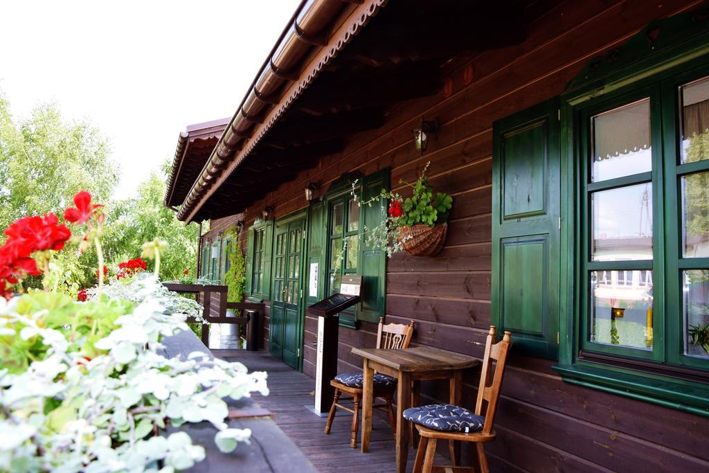 Bojarski Gosciniec Narewka 外观 照片